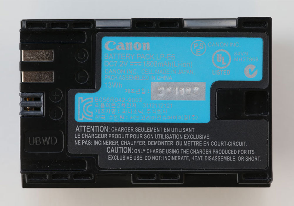 LP-E6 BATTERY BACK